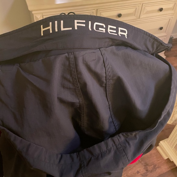 Tommy Hilfiger coat - Picture 8 of 9